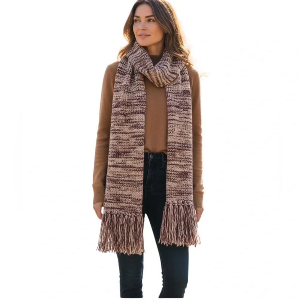 BURBERRY CASHMERE FRINGED KNIT 67” WINTER OUTDOORS OLD MONEY BOHO SCARF
